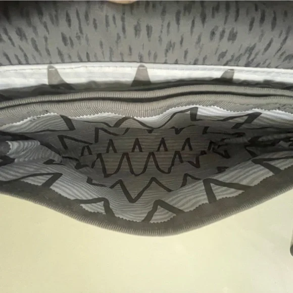 Lululemon Party Om Bag - Picture 9 of 17